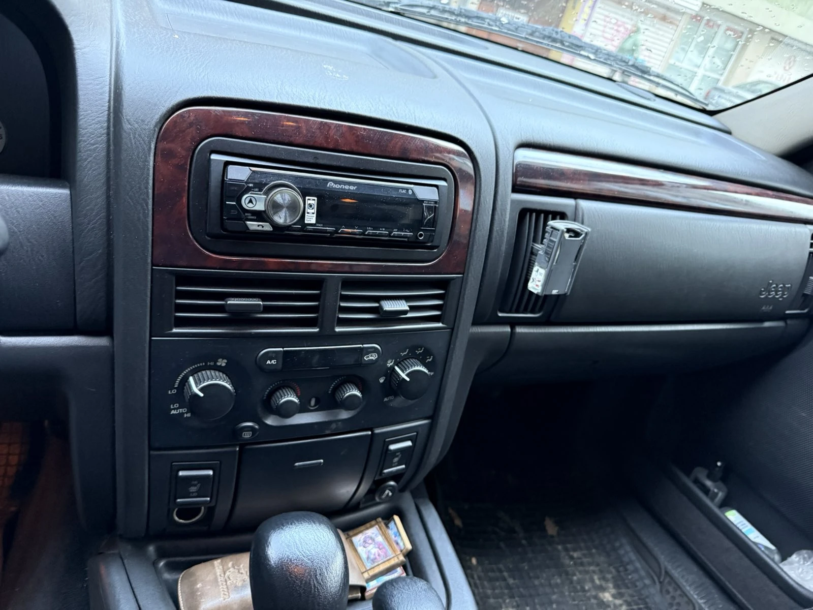 Jeep Grand cherokee, снимка 12 - Автомобили и джипове - 54070897