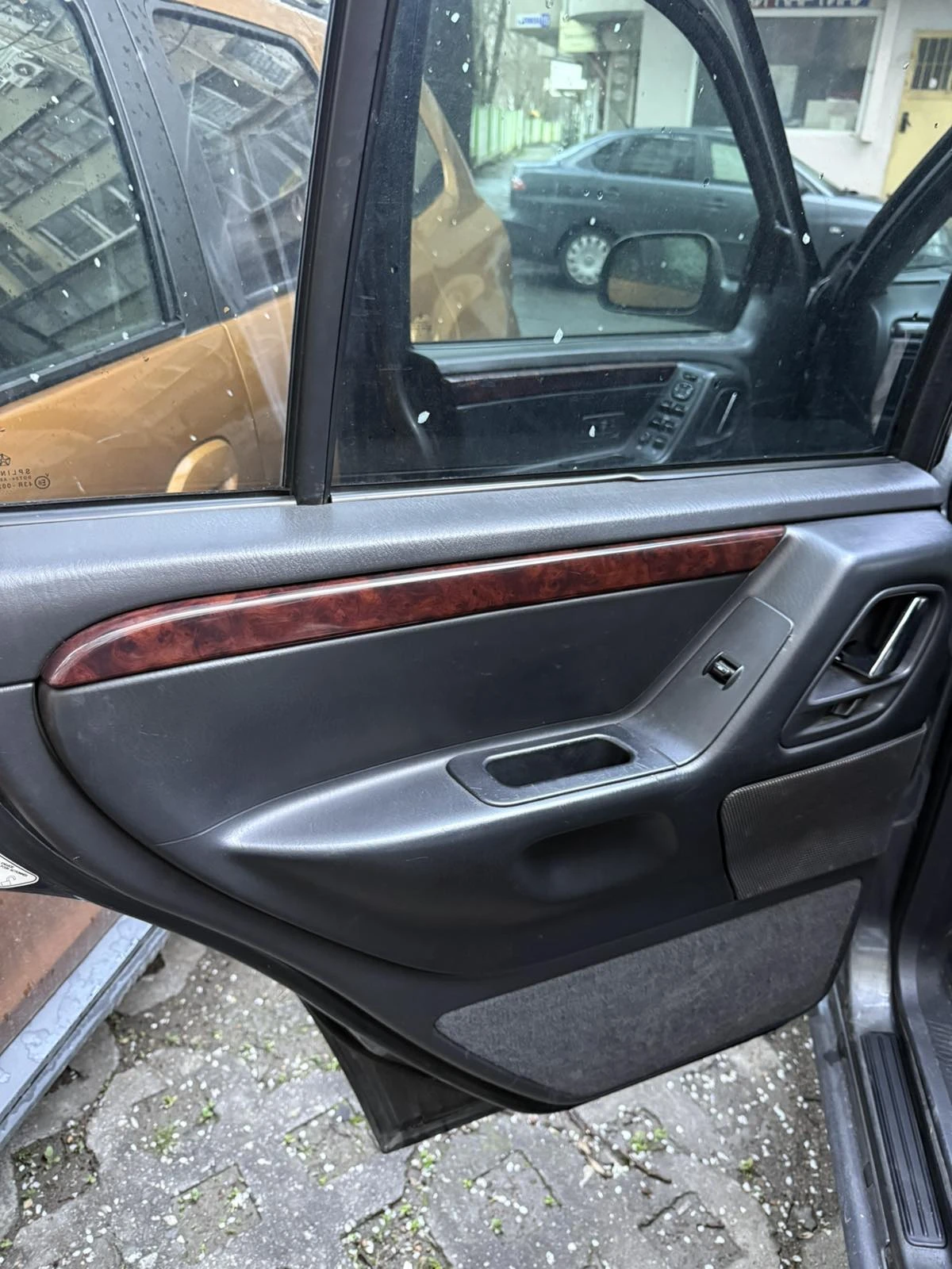 Jeep Grand cherokee, снимка 14 - Автомобили и джипове - 54070897