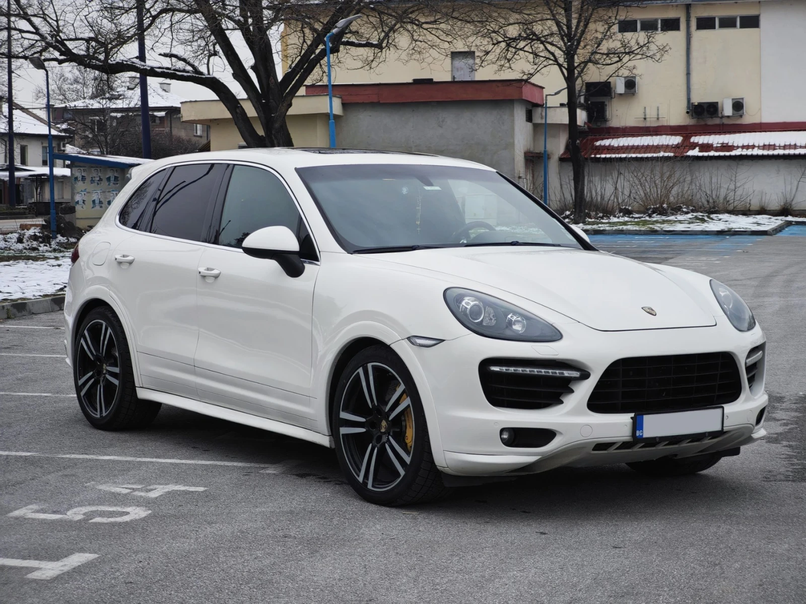Porsche Cayenne, снимка 15 - Автомобили и джипове - 54083796