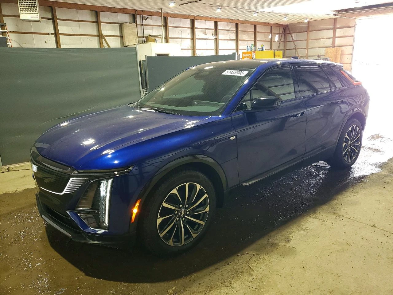 Cadillac Escalade * * Lyriq* * Sport