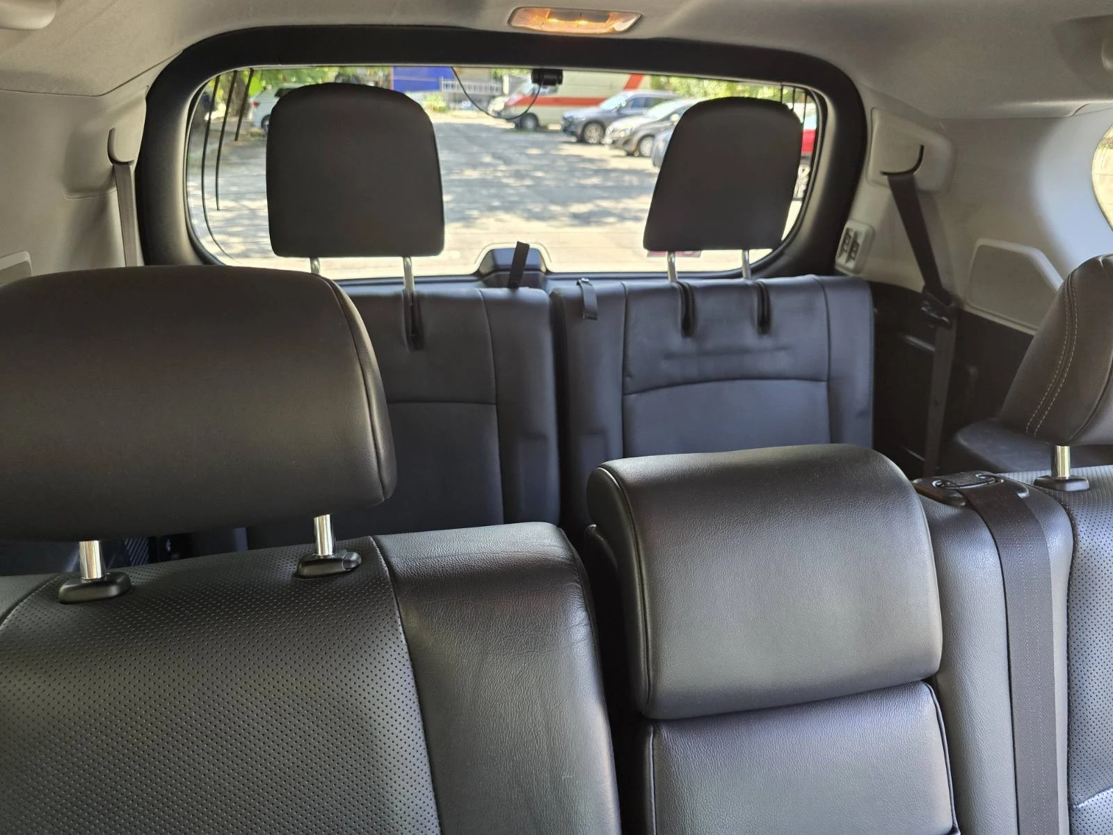 Toyota Land cruiser 2.8d, снимка 9 - Автомобили и джипове - 56104556