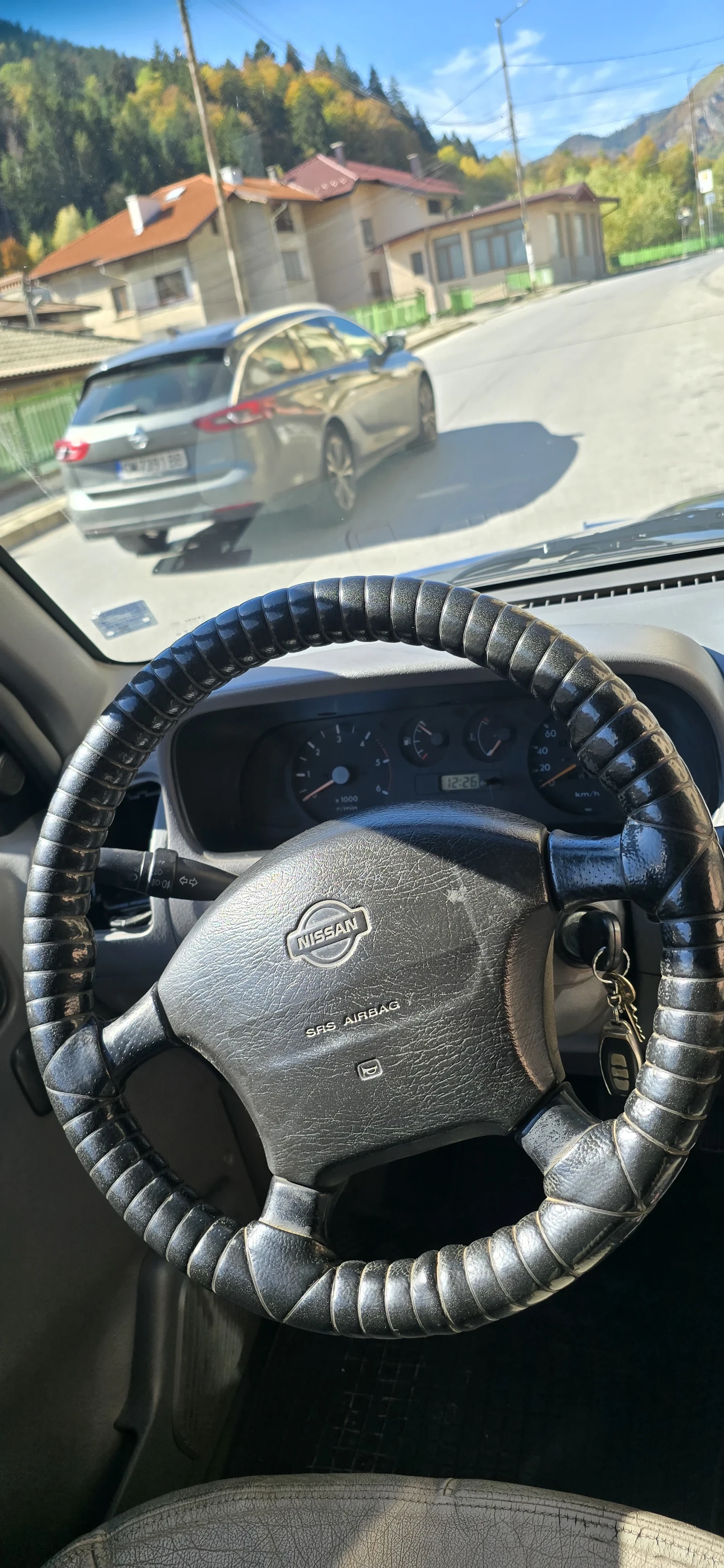Nissan Terrano, снимка 6 - Автомобили и джипове - 56599459