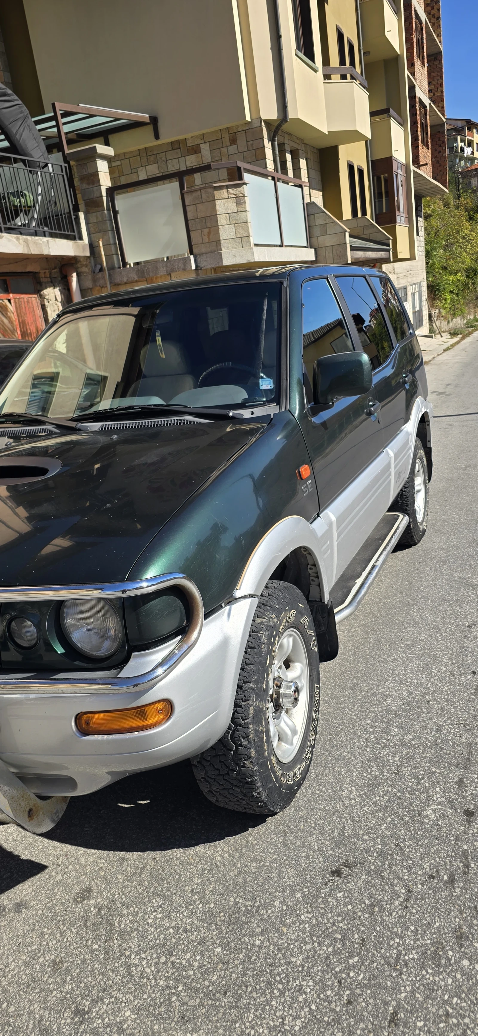 Nissan Terrano, снимка 4 - Автомобили и джипове - 56599459