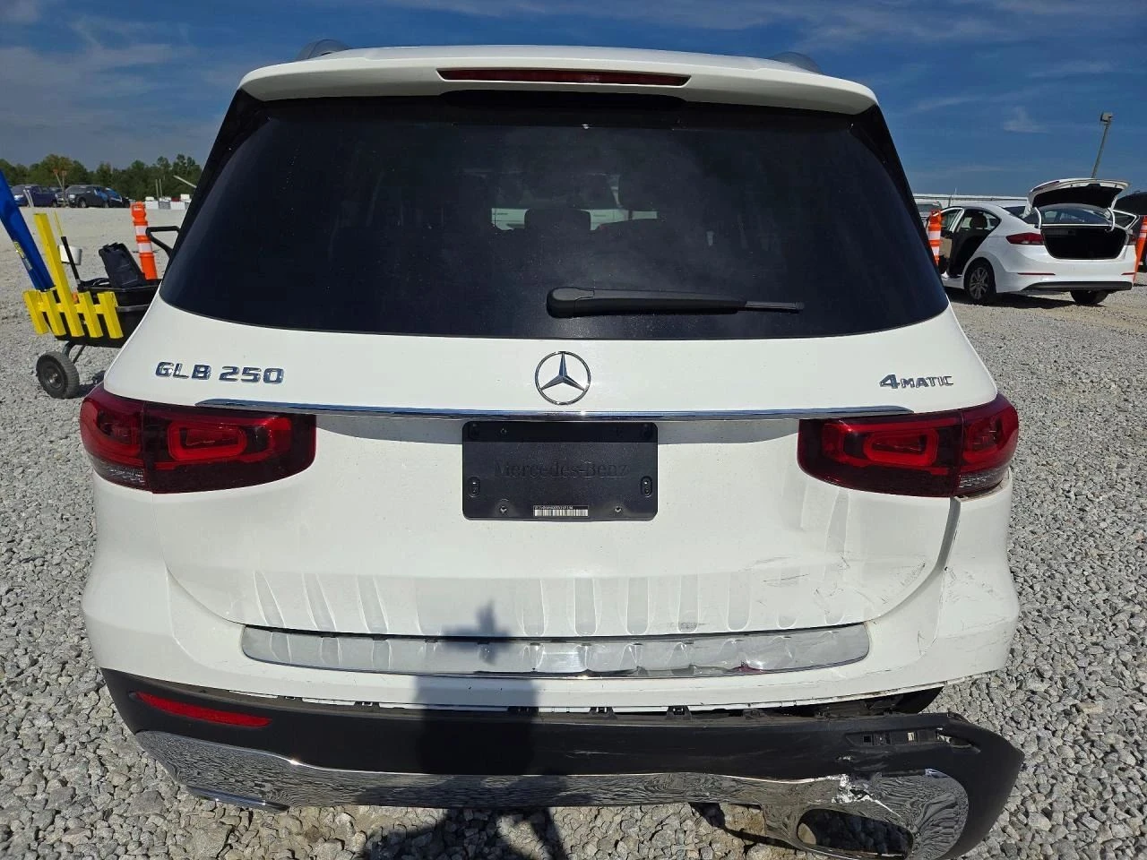 Mercedes-Benz GLB, снимка 6 - Автомобили и джипове - 56713277