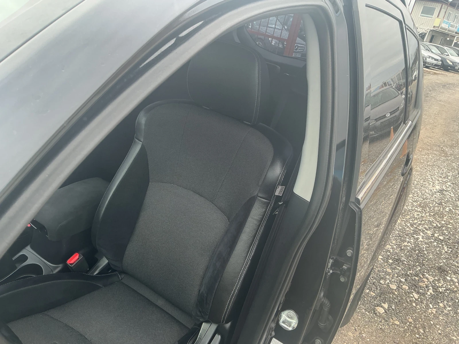 Peugeot 4007 2.2HDI, 4x4, снимка 10 - Автомобили и джипове - 56720631