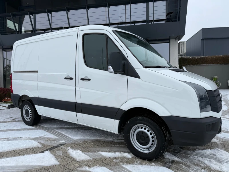 VW Crafter 2.0TDI Климатроник L1H1 , снимка 2 - Бусове и автобуси - 53188619