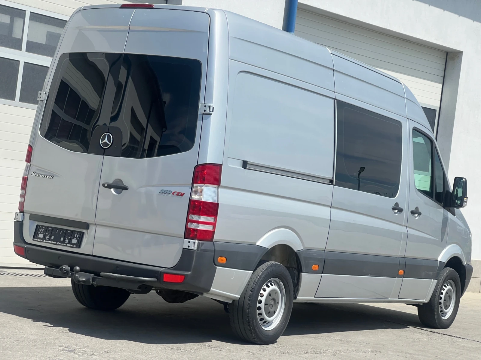 Mercedes-Benz Sprinter 319 190к.с / 269.000км ! / Климатроник, снимка 9 - Бусове и автобуси - 54301967