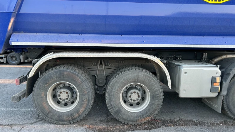 Renault K K480  8х4, снимка 2 - Камиони - 51286053