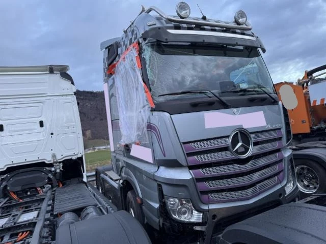 Mercedes-Benz Actros На ЧАСТИ, снимка 4 - Камиони - 54697321
