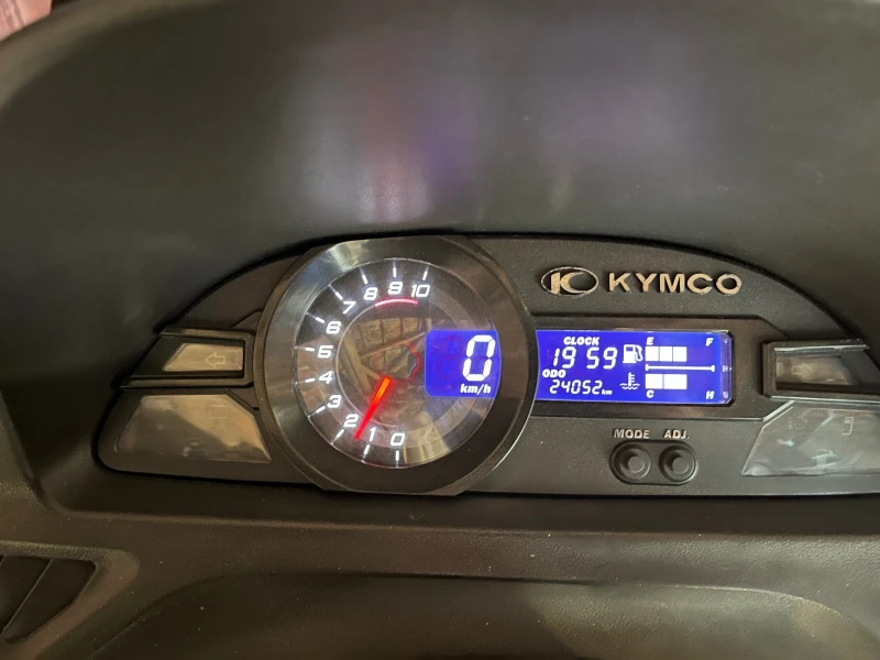 Kymco Xciting, снимка 10 - Мотоциклети и мототехника - 52498622