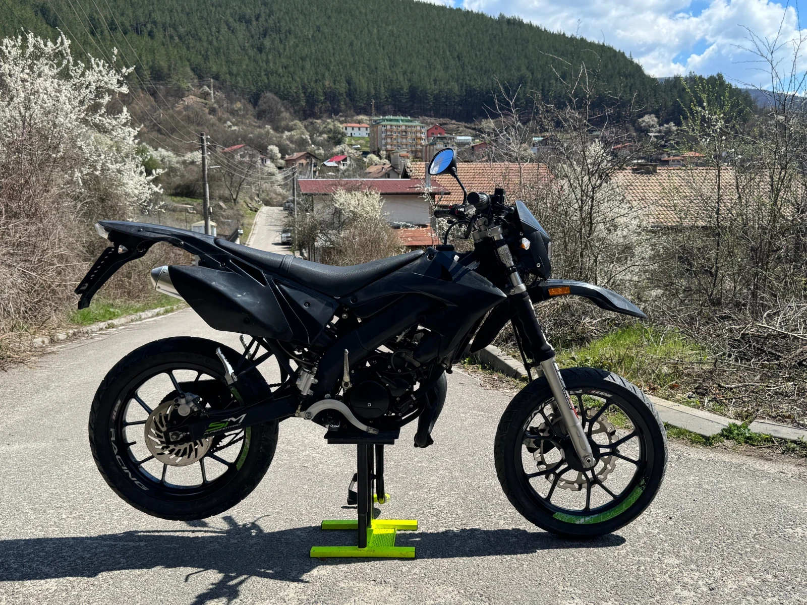 MotorHispania RYZ 50cc AM6, снимка 2 - Мотоциклети и мототехника - 54098231