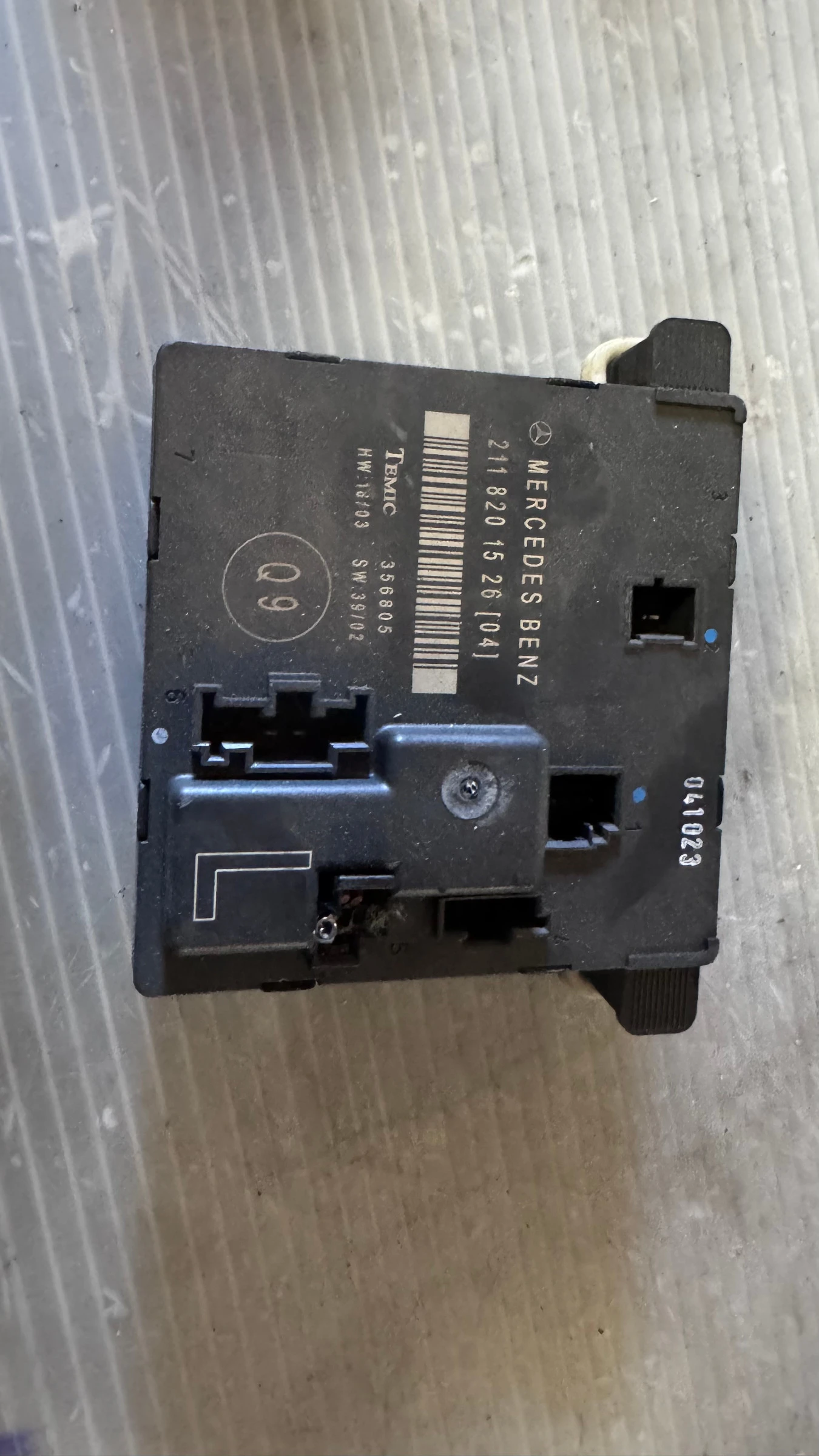     Mercedes E - 2118201526 / 356805 | Mobile.bg   1