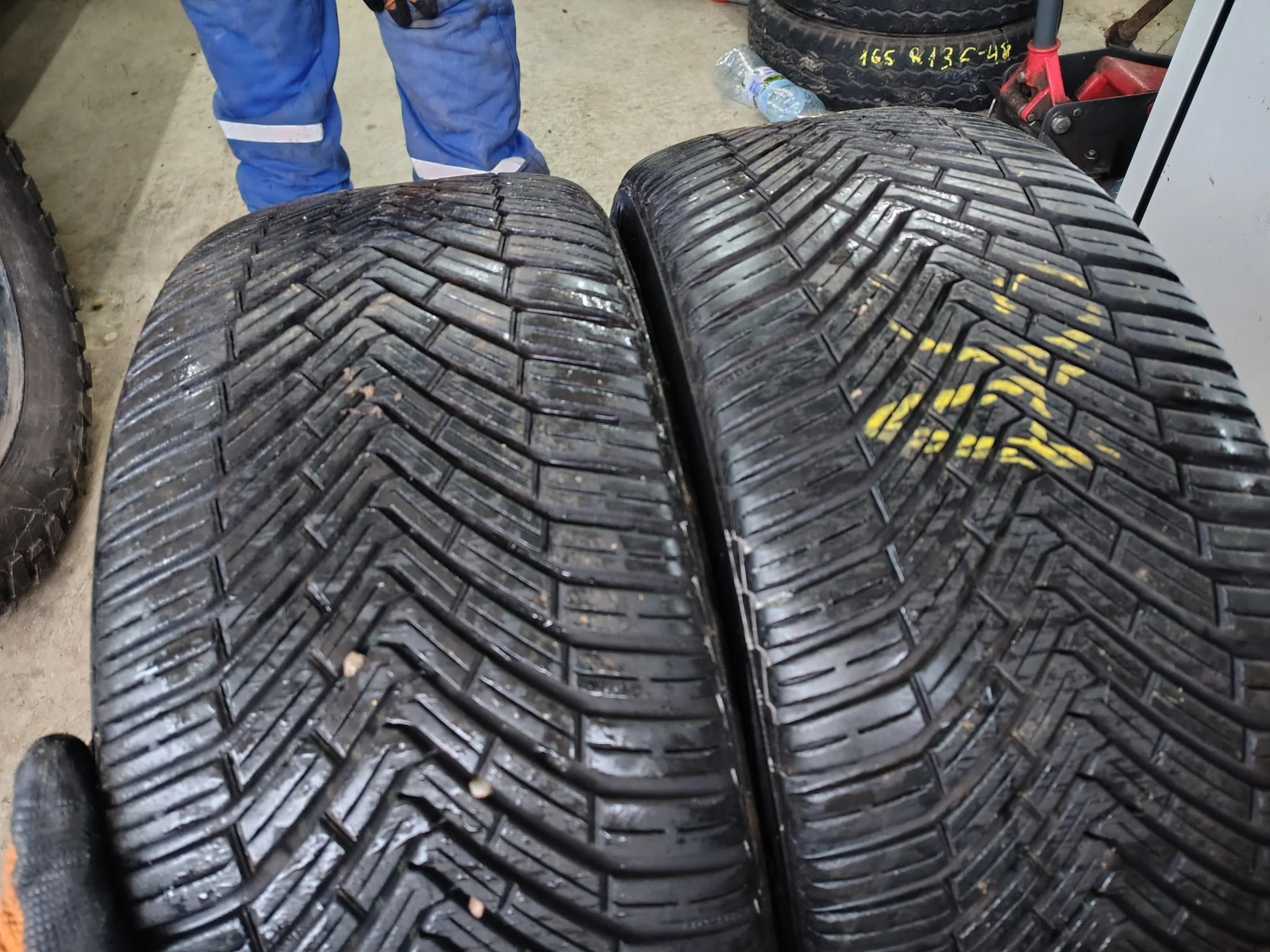Гуми Всесезонни 225/45R17