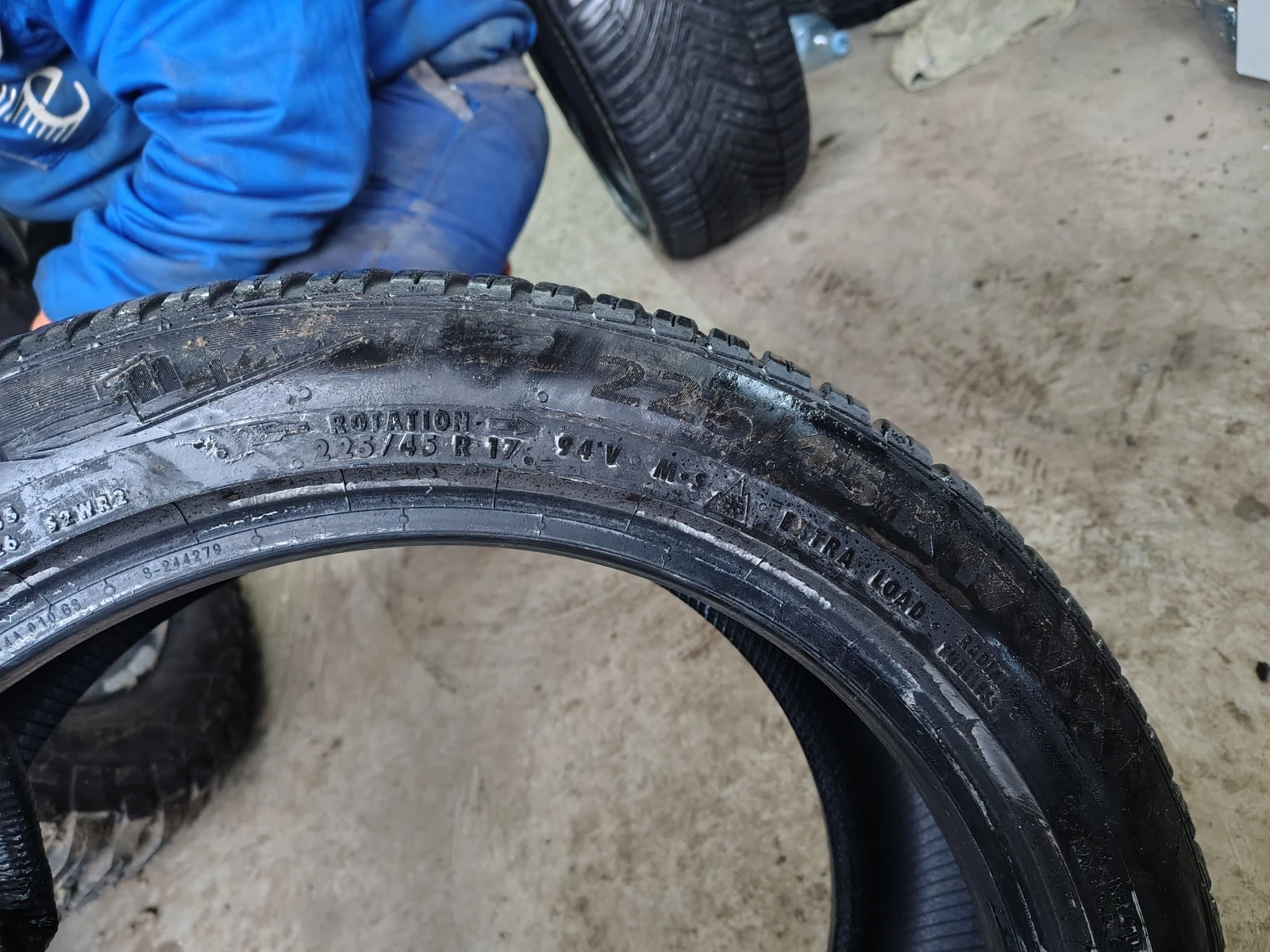 Гуми Всесезонни 225/45R17, снимка 7 - Гуми и джанти - 55835311