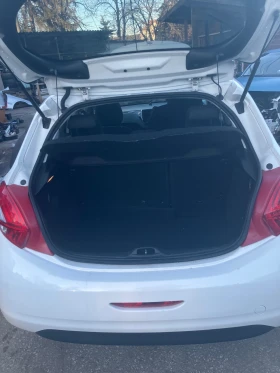 Peugeot 208 1.2 VTi, снимка 2