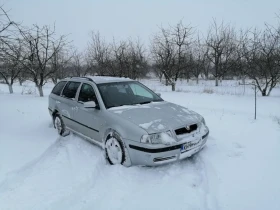 Skoda Octavia 1.8T 4x4, снимка 1