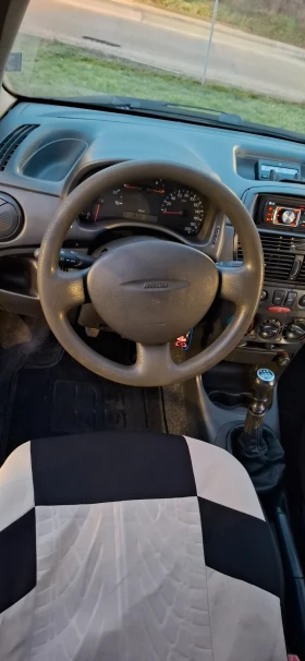 Fiat Punto 1.2 бензин, снимка 7