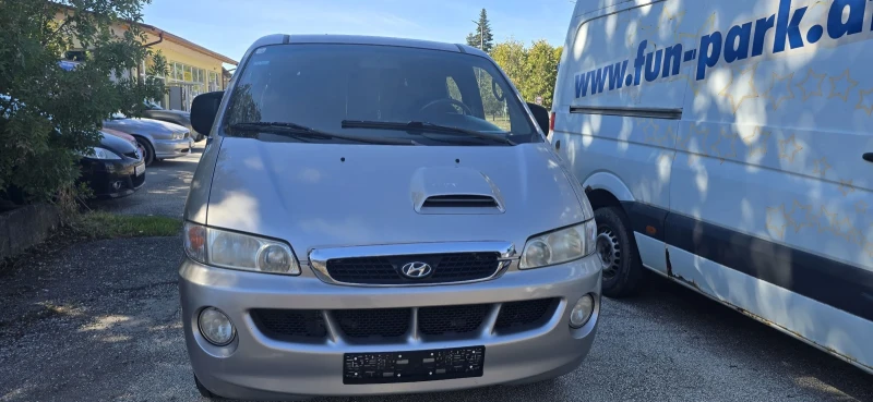 Hyundai Starex 2.5, 140k.Klima.7m, снимка 5 - Автомобили и джипове - 47452718