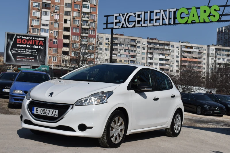 Peugeot 208, снимка 1 - Автомобили и джипове - 49303825