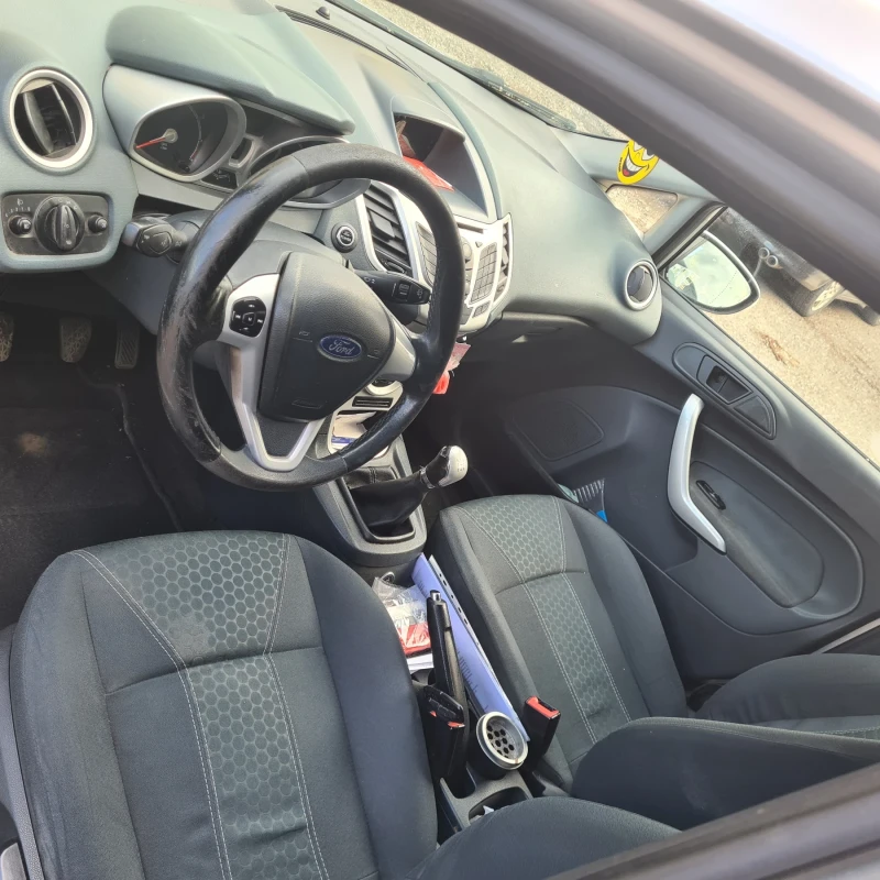 Ford Fiesta 1, 4 газ , бензин, снимка 10 - Автомобили и джипове - 52572397