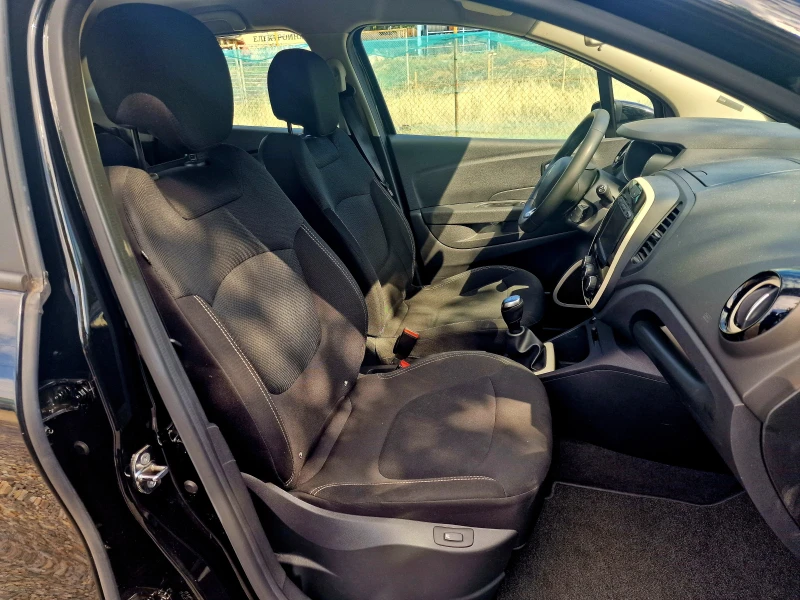 Renault Captur 1.5DCi, снимка 10 - Автомобили и джипове - 51891287
