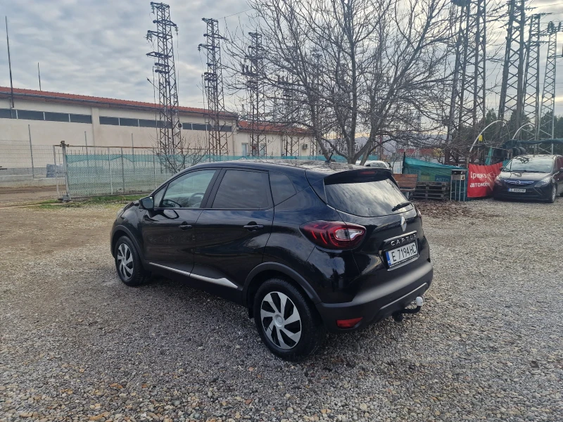 Renault Captur 1.5DCi, снимка 6 - Автомобили и джипове - 51891287