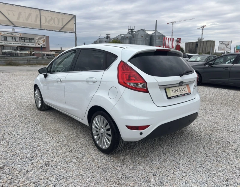 Ford Fiesta 1.2i* 82к.c* Лизинг, снимка 3 - Автомобили и джипове - 51891256