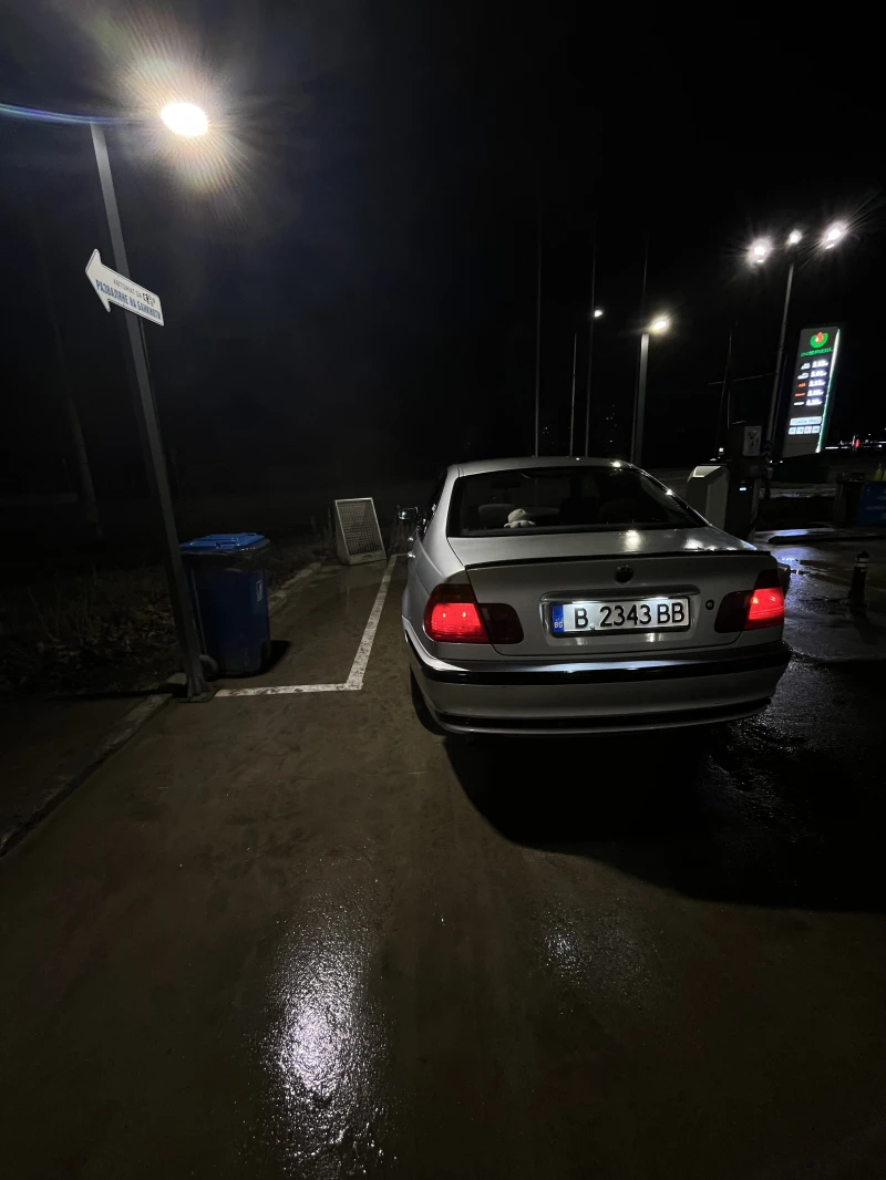 BMW 320 320i, снимка 2 - Автомобили и джипове - 52351528