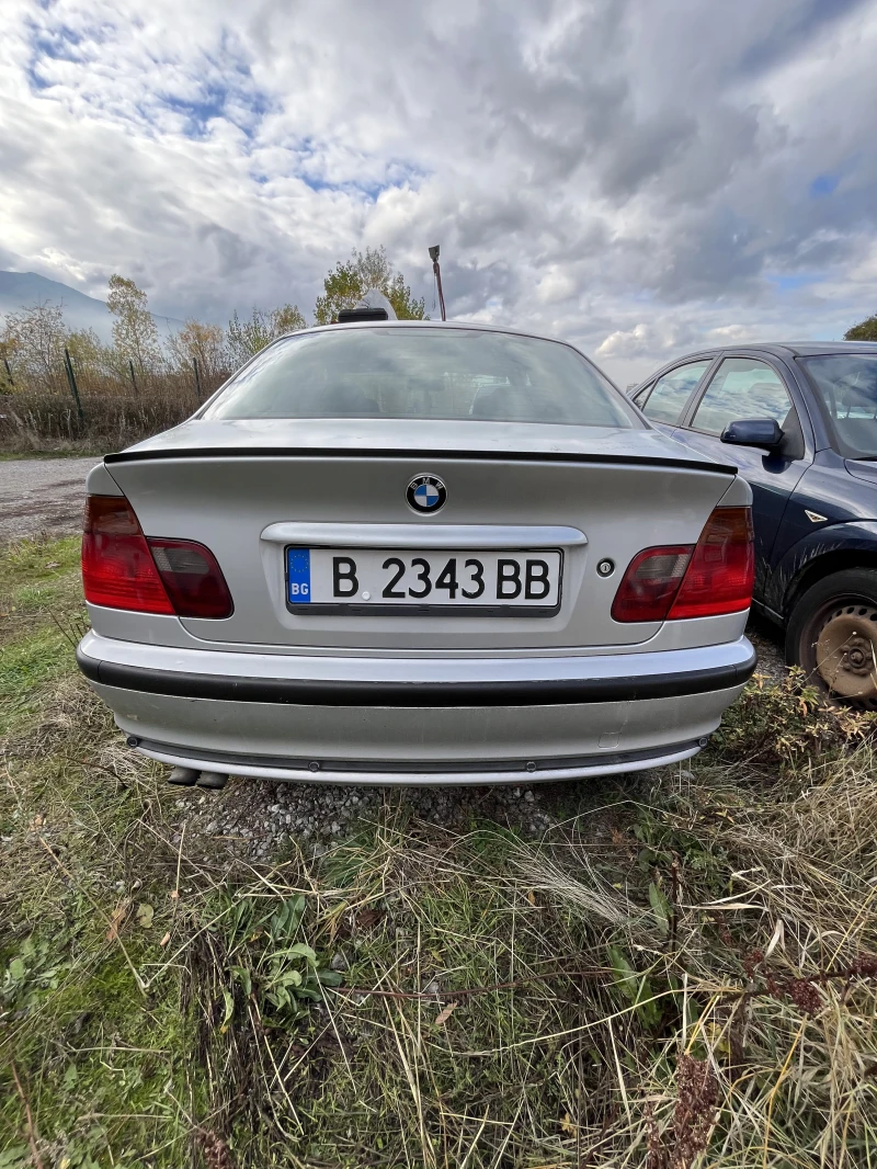 BMW 320 320i, снимка 12 - Автомобили и джипове - 52351528