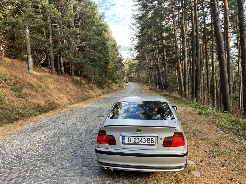 BMW 320 320i, снимка 4 - Автомобили и джипове - 52351528