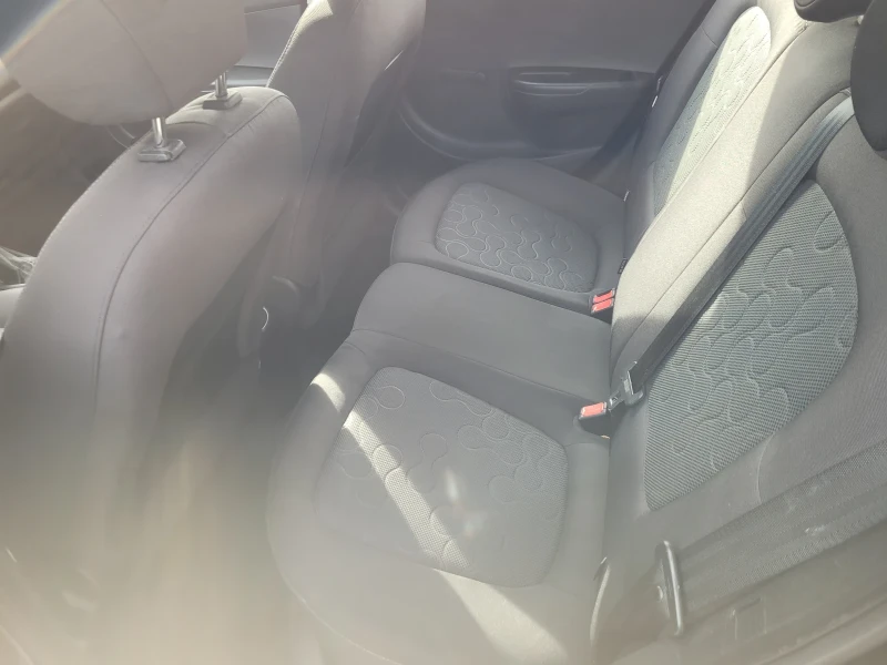 Hyundai I20 1.3 БЕНЗИН, снимка 11 - Автомобили и джипове - 52590973