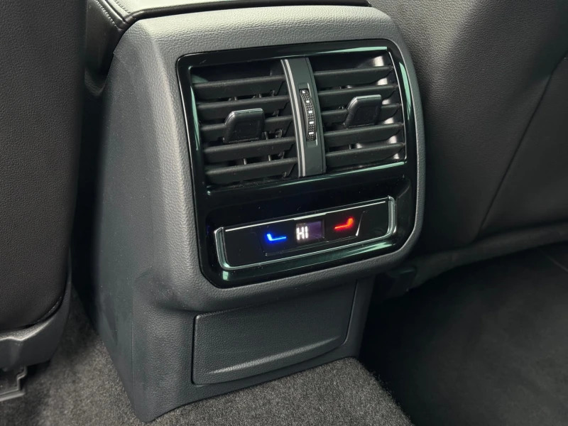 VW Passat VW Passat Var. Business 2.0TDI SCR 4MOT DSG, снимка 16 - Автомобили и джипове - 52883037