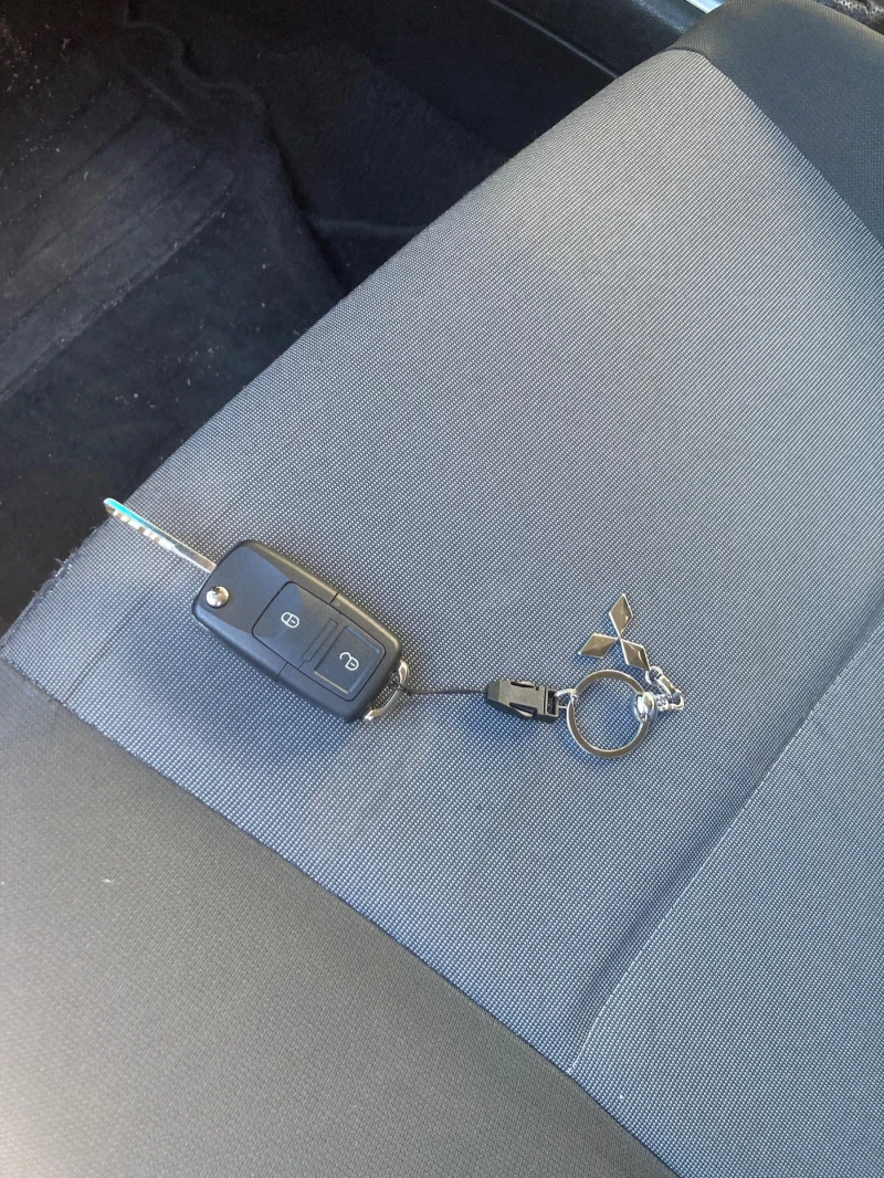 Mitsubishi Space star, снимка 14 - Автомобили и джипове - 52822995