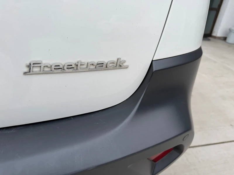 Seat Altea Freetrack* 4x4* 2.0TDI* 170к.с.* Facelift* TV* , снимка 15 - Автомобили и джипове - 53133428