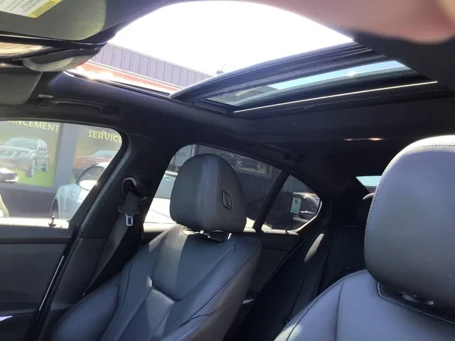 BMW 330 XDRIVE M SPORT+ /360#PANO# #УНИКАТ# !FULL!, снимка 9 - Автомобили и джипове - 55295865