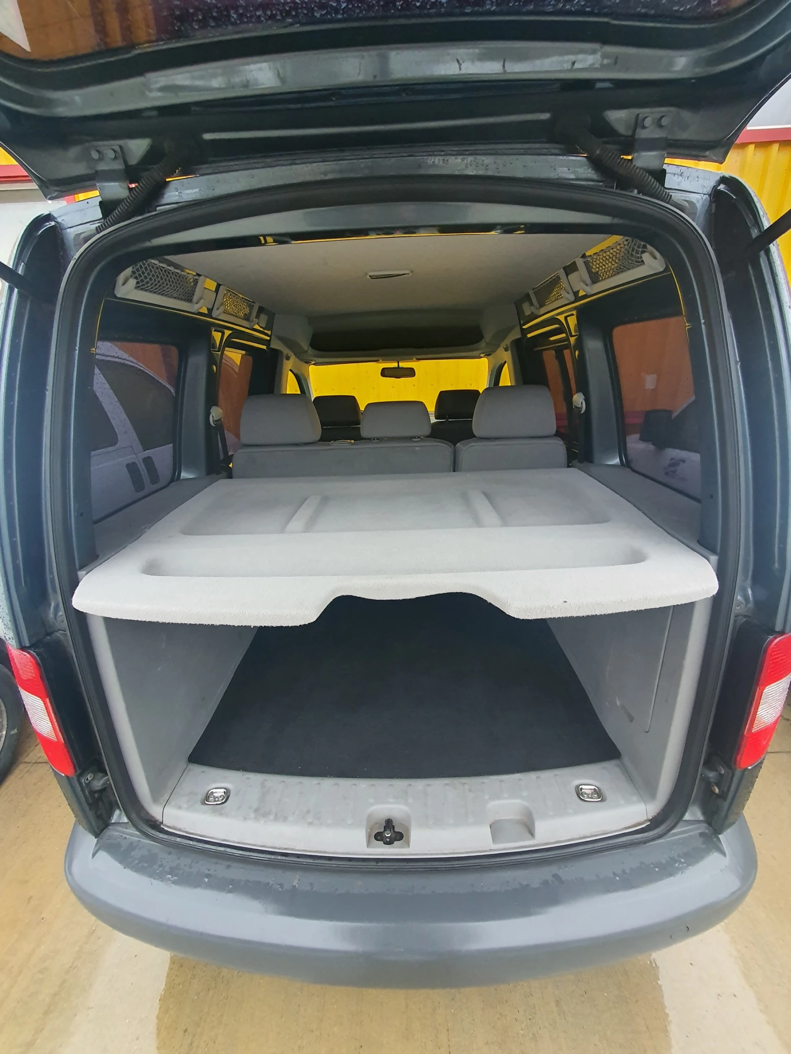 VW Caddy Life 1, 6 - изображение 7