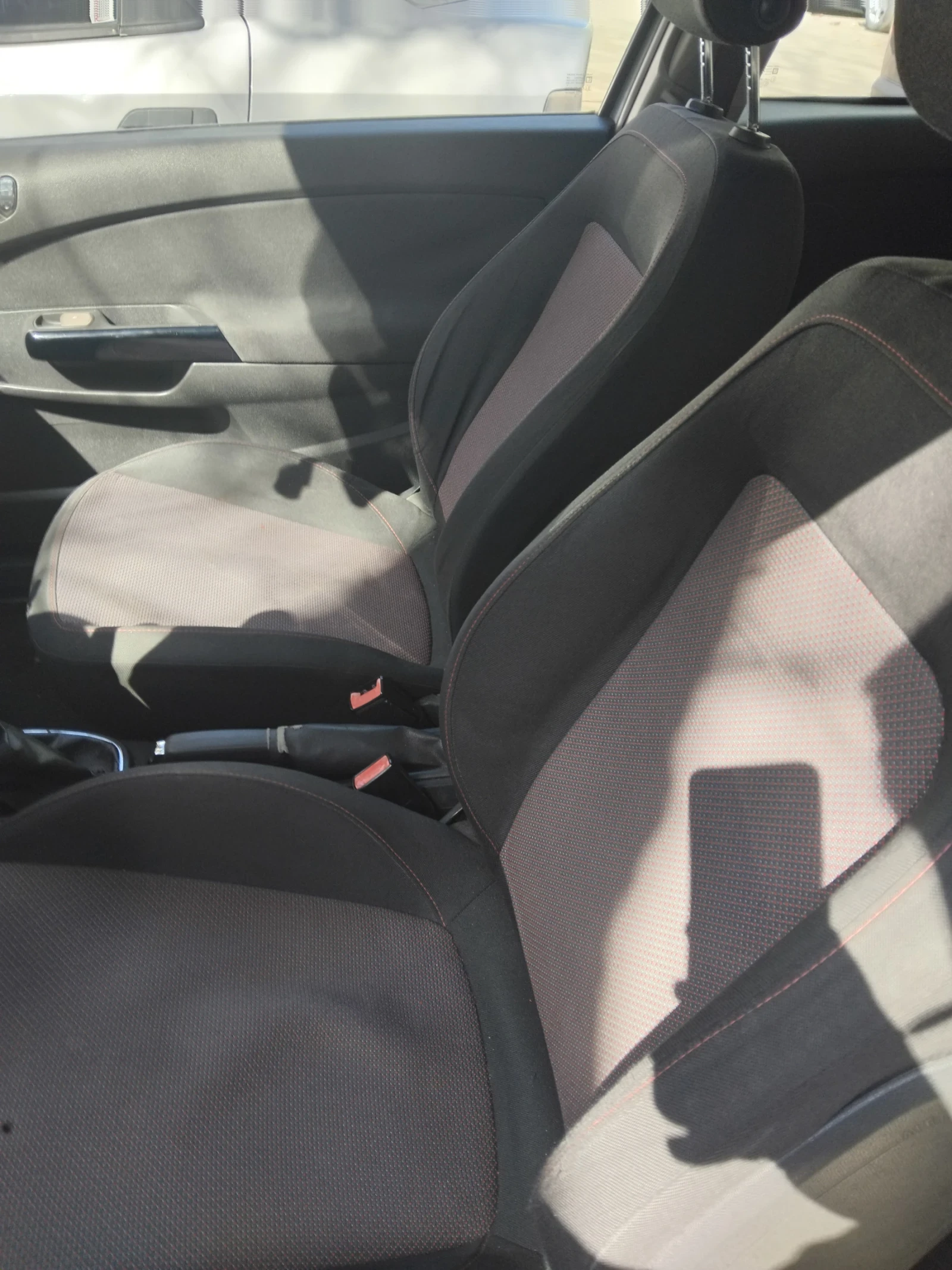 Opel Corsa 1200 - изображение 4