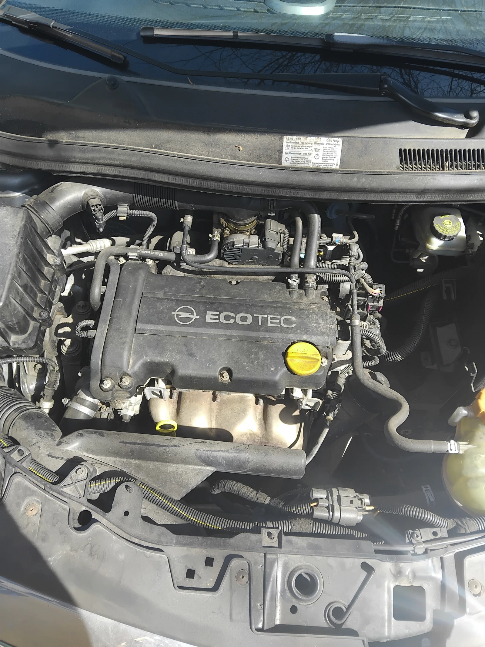 Opel Corsa 1200 - изображение 3