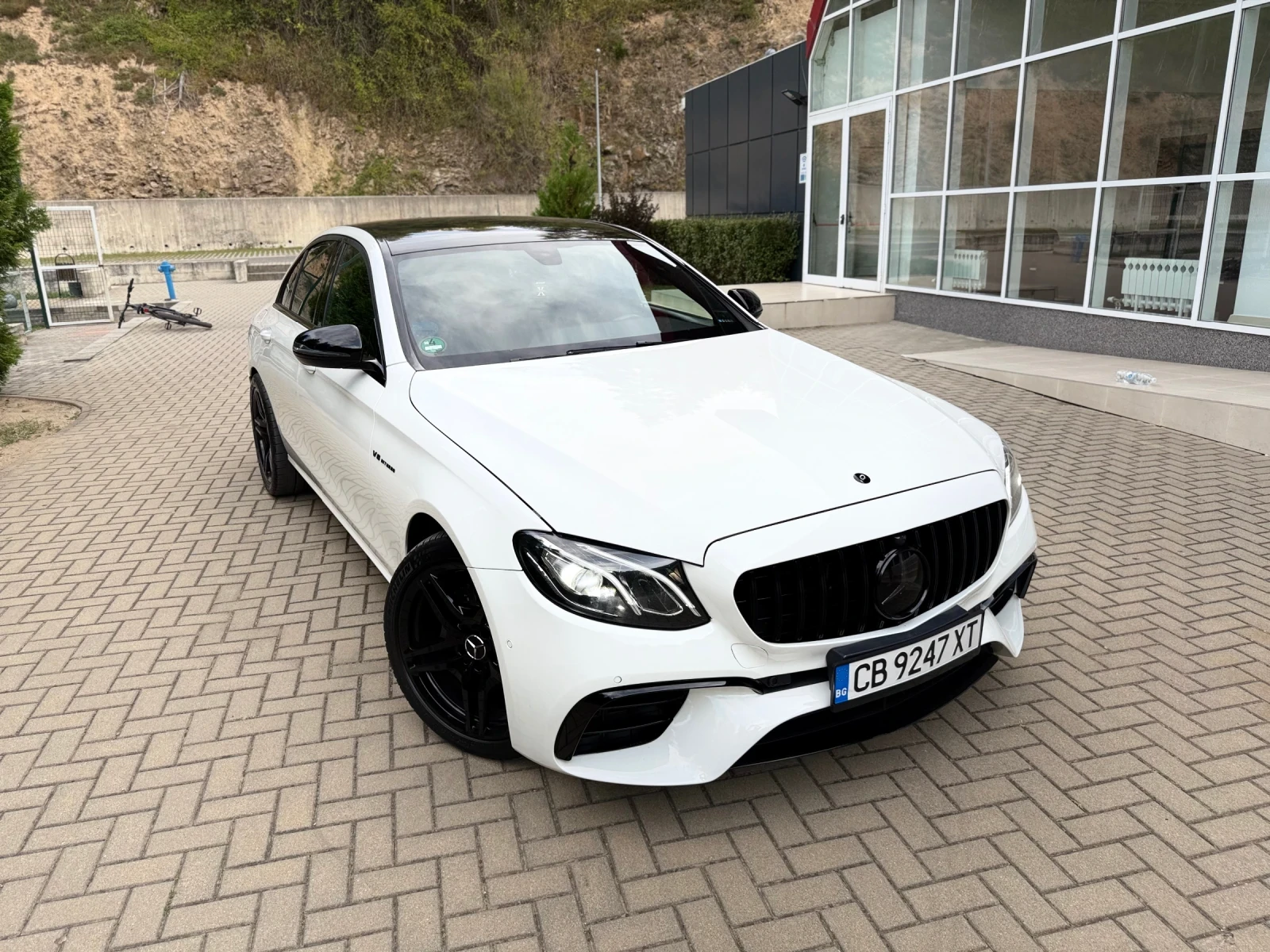 Mercedes-Benz E 220  - изображение 3