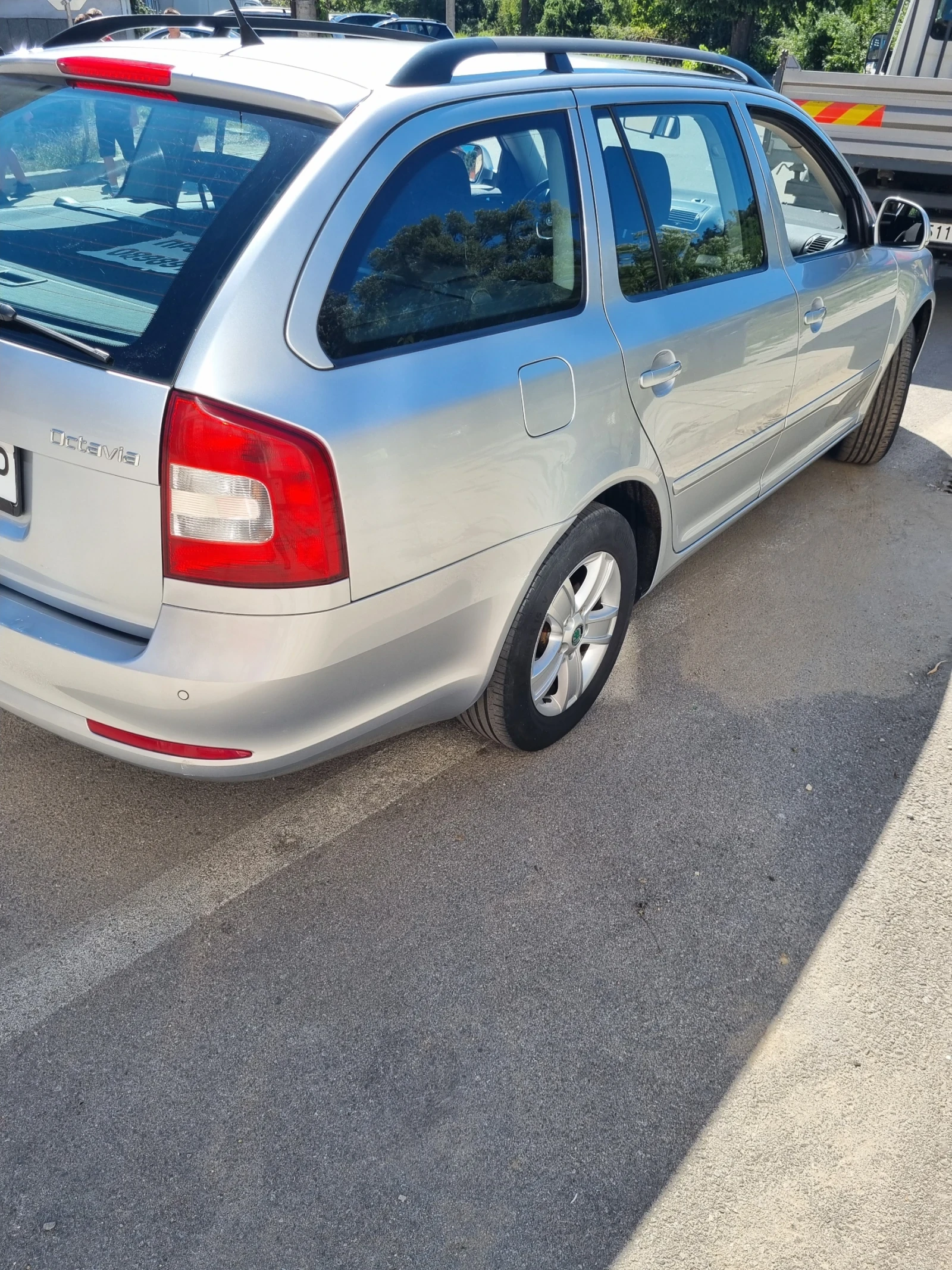 Skoda Octavia TSI.  6 скористи - изображение 3