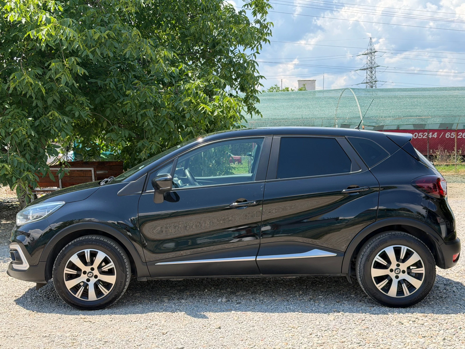 Renault Captur 1.5DCi, снимка 7 - Автомобили и джипове - 51891287