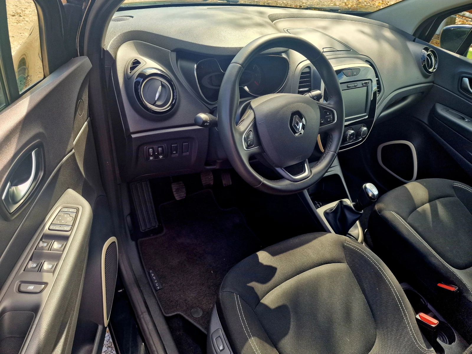 Renault Captur 1.5DCi - изображение 8