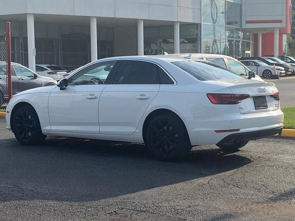 Audi A4 * АВТО КРЕДИТ* ЦЕНА ДО БГ * СЕРВИЗНА ИСТОРИЯ *  - изображение 7
