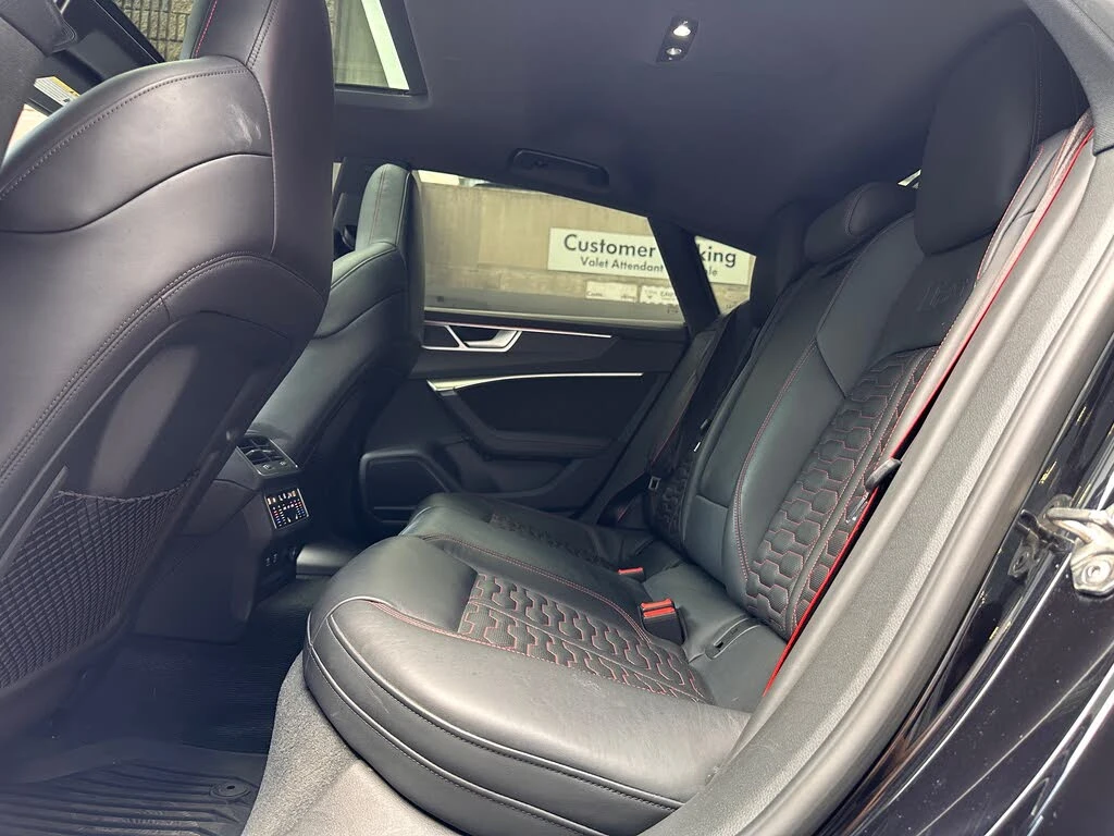 Audi Rs7 quattro * CARFAX * АвтоКредит * (ЦЕНА ДО БГ) - изображение 10