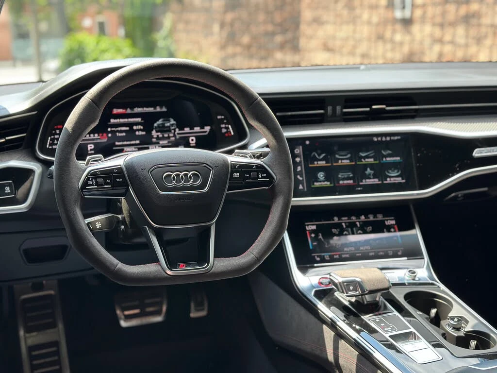 Audi Rs7 quattro * CARFAX * АвтоКредит * (ЦЕНА ДО БГ) - изображение 8