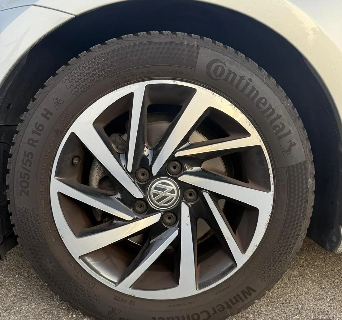 VW Golf VII 1.5 TSI DSG Blue Motion - изображение 9