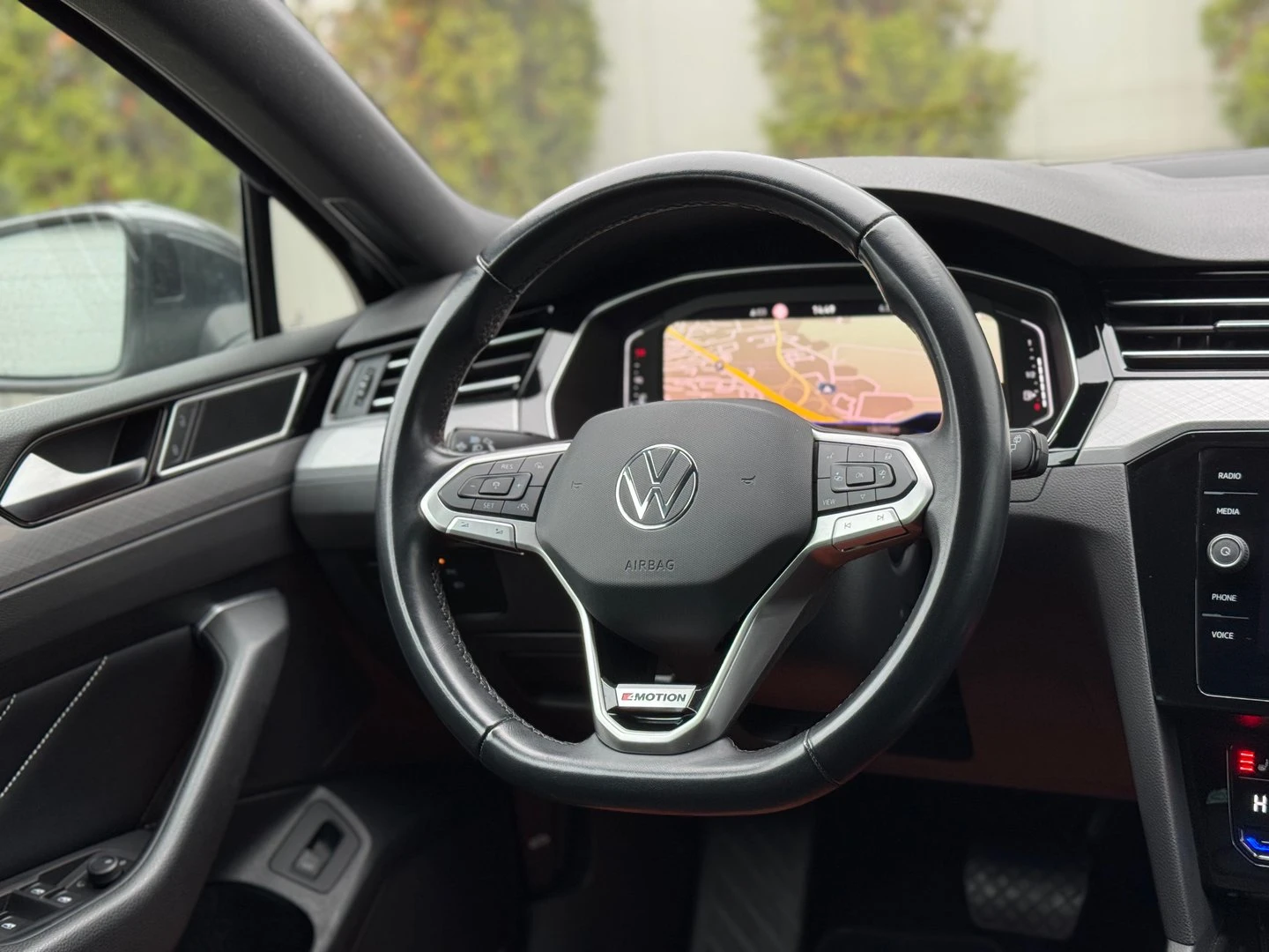 VW Passat VW Passat Var. Business 2.0TDI SCR 4MOT DSG | Mobile.bg � ����������� 9