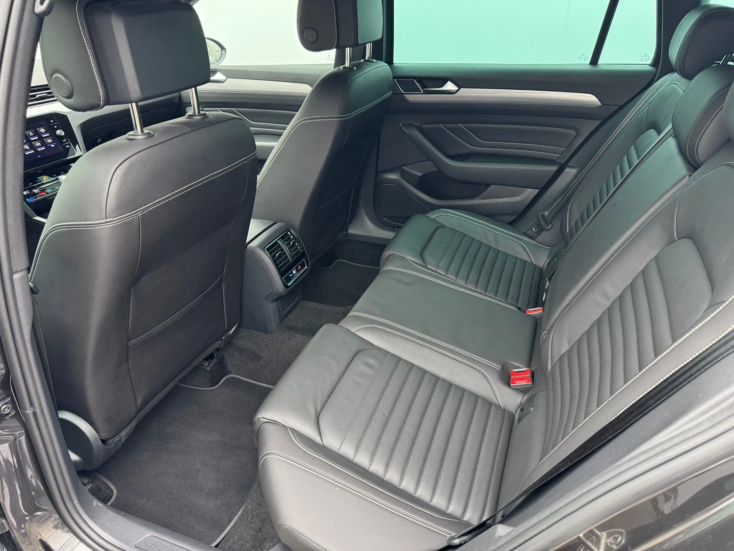 VW Passat VW Passat Var. Business 2.0TDI SCR 4MOT DSG | Mobile.bg � ����������� 7