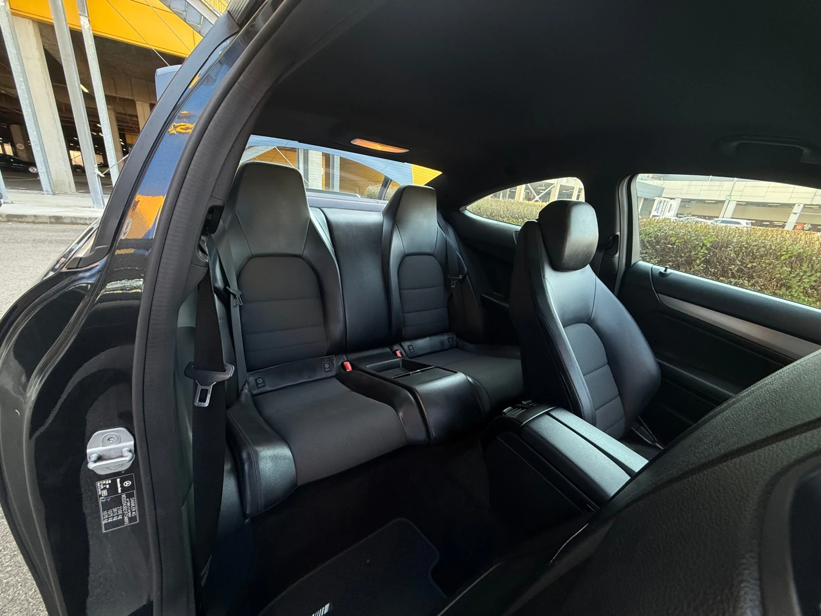 Mercedes-Benz C 220 AMG ТОП СЪСТОЯНИЕ!, снимка 11 - Автомобили и джипове - 53737939