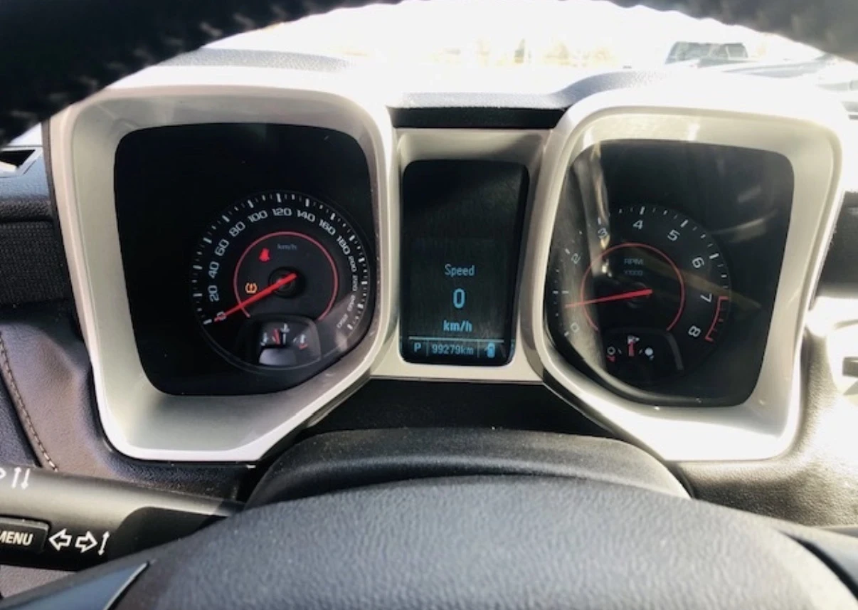 Chevrolet Camaro 3.6 V6 * 99000KM * АВТОМАТИК * СЕРВИЗНА ИСТОРИЯ * , снимка 8 - Автомобили и джипове - 53879577